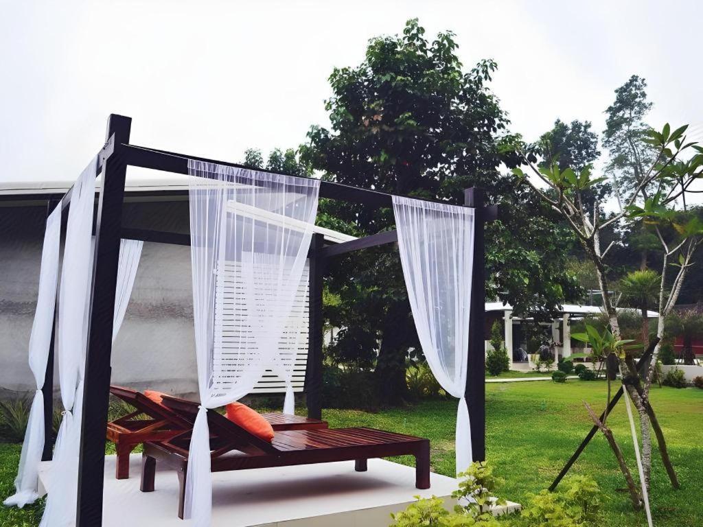 V Valley Resort Satun Exterior photo